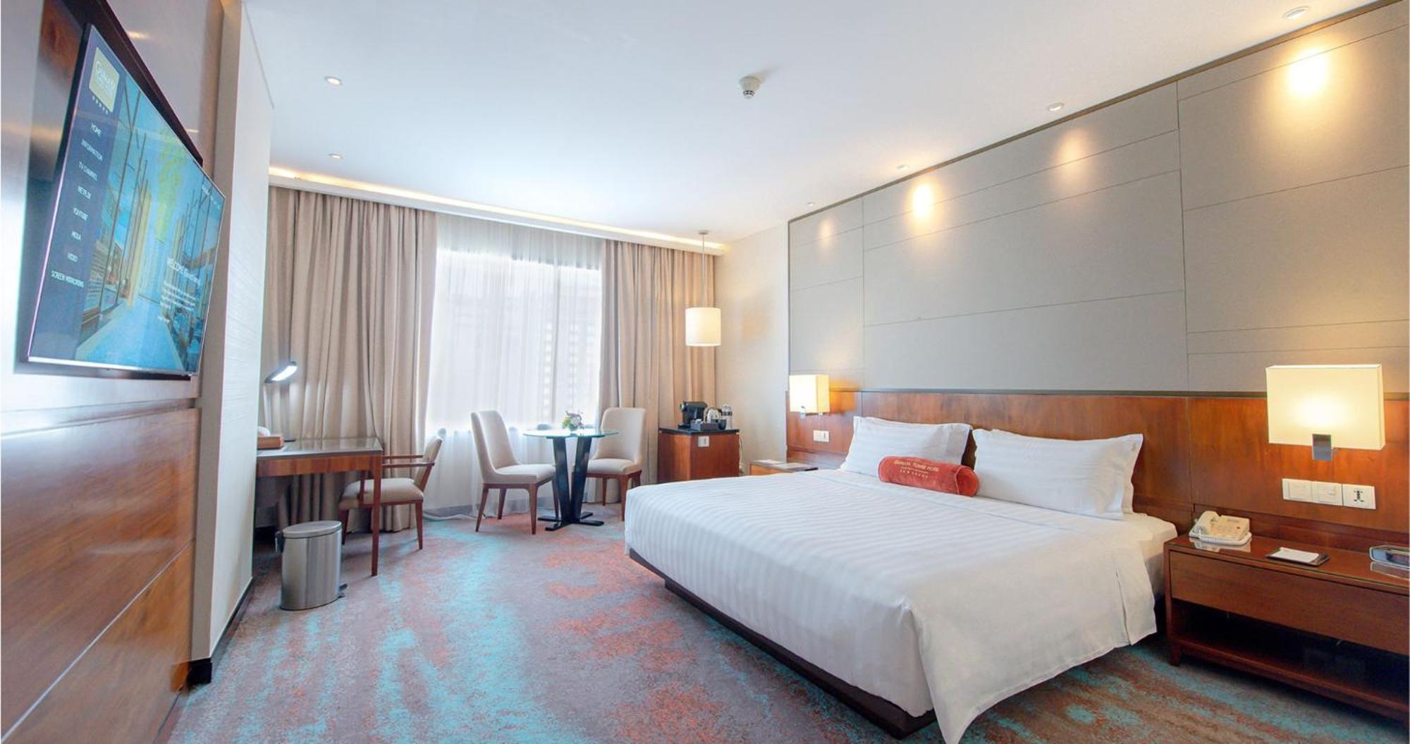 Gumaya Tower Hotel Semarang Exteriér fotografie