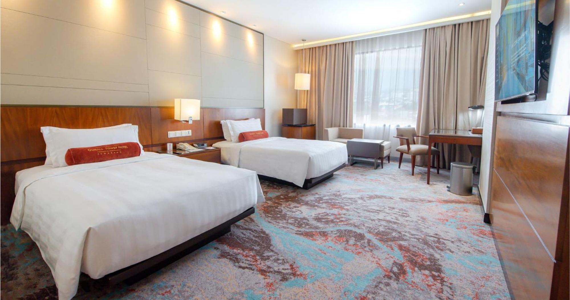 Gumaya Tower Hotel Semarang Exteriér fotografie